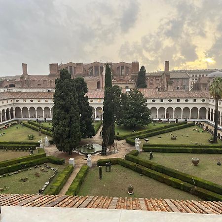 Camera X2 Con Splendida Vista Sulle Terme Di Diocleziano E Sul Chiostro Di Michelangelo Rom Eksteriør billede